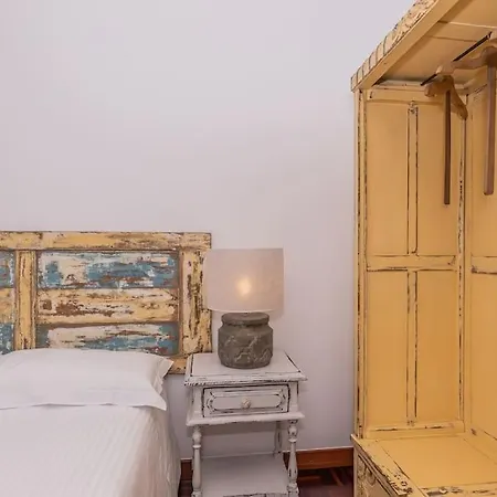 Cozy 3 Bedroom In Front Of The Subway Lizbona